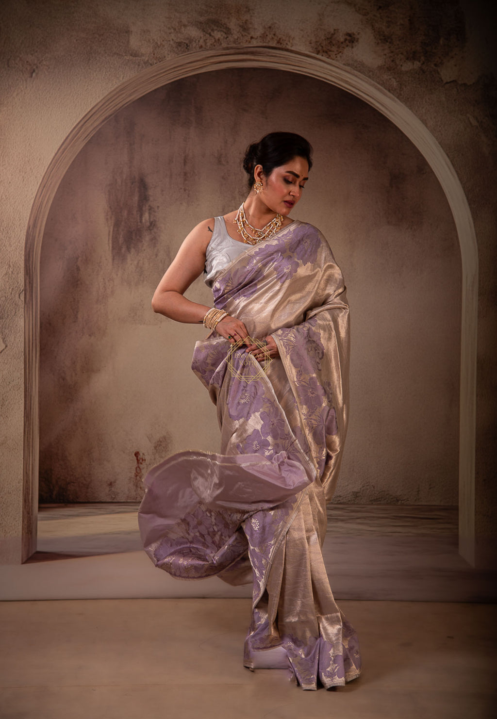 Soft Silk Zari Brocade Saree with Resham Aanchal & Skirt