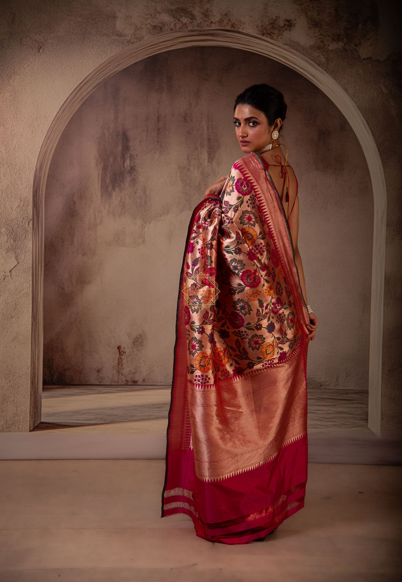 Katan Silk Meenadar Jaal Weaved on Zari Base Saree