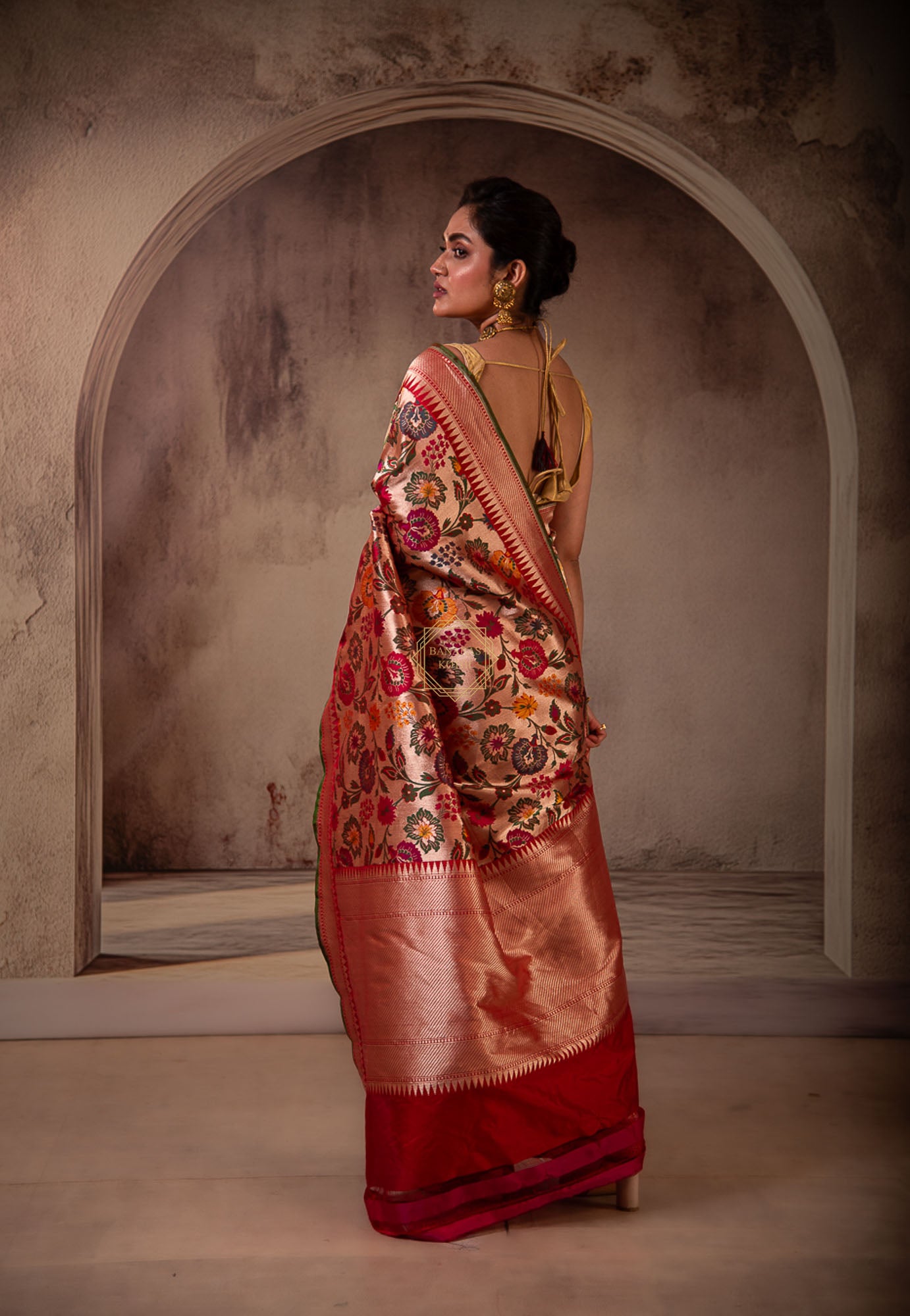 Katan Silk Meenadar Jaal Weaved on Zari Base Saree