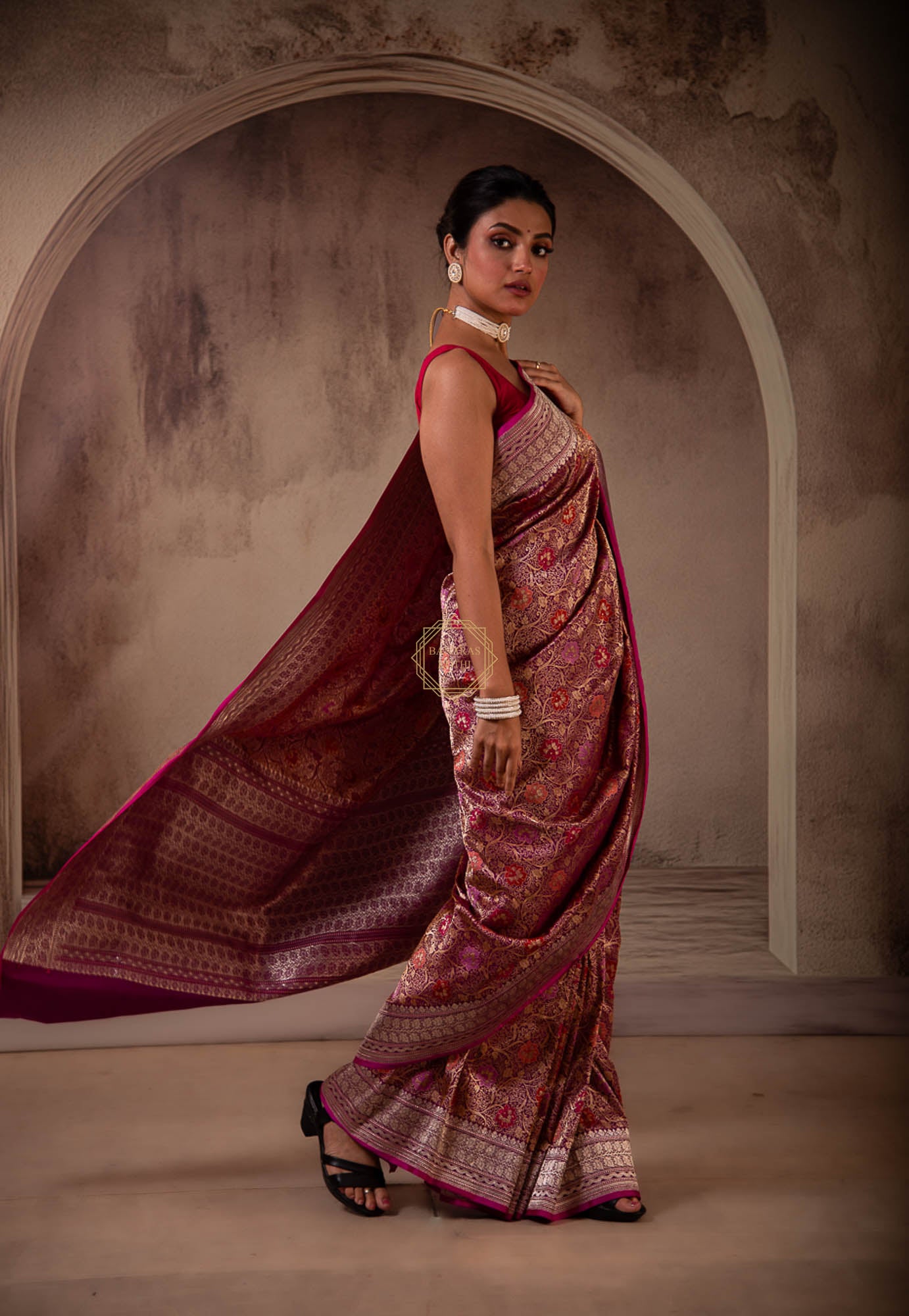 Traditional Kadhua Jaal Weaved with Zari Tanchoi and Meenadar Motifs Saree