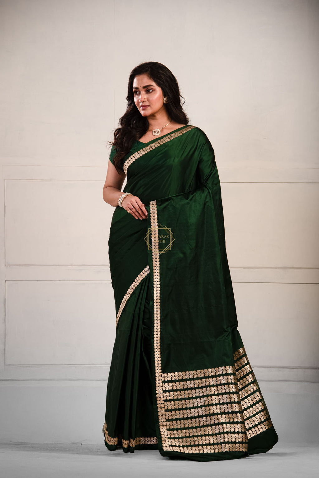 Kadhua Border Weaved on Plain Body of Satin Silk Saree