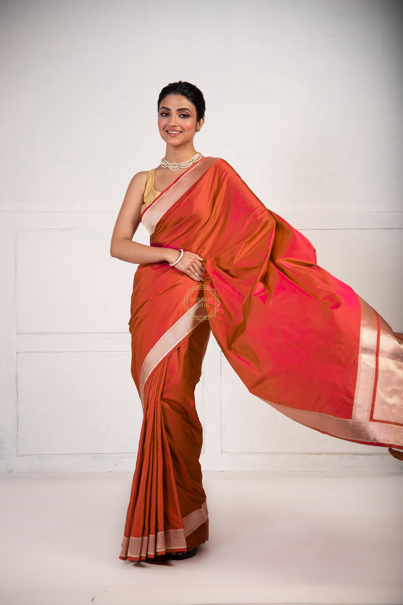 Kadhua Border Weaved on Plain Body of Satin Silk Saree
