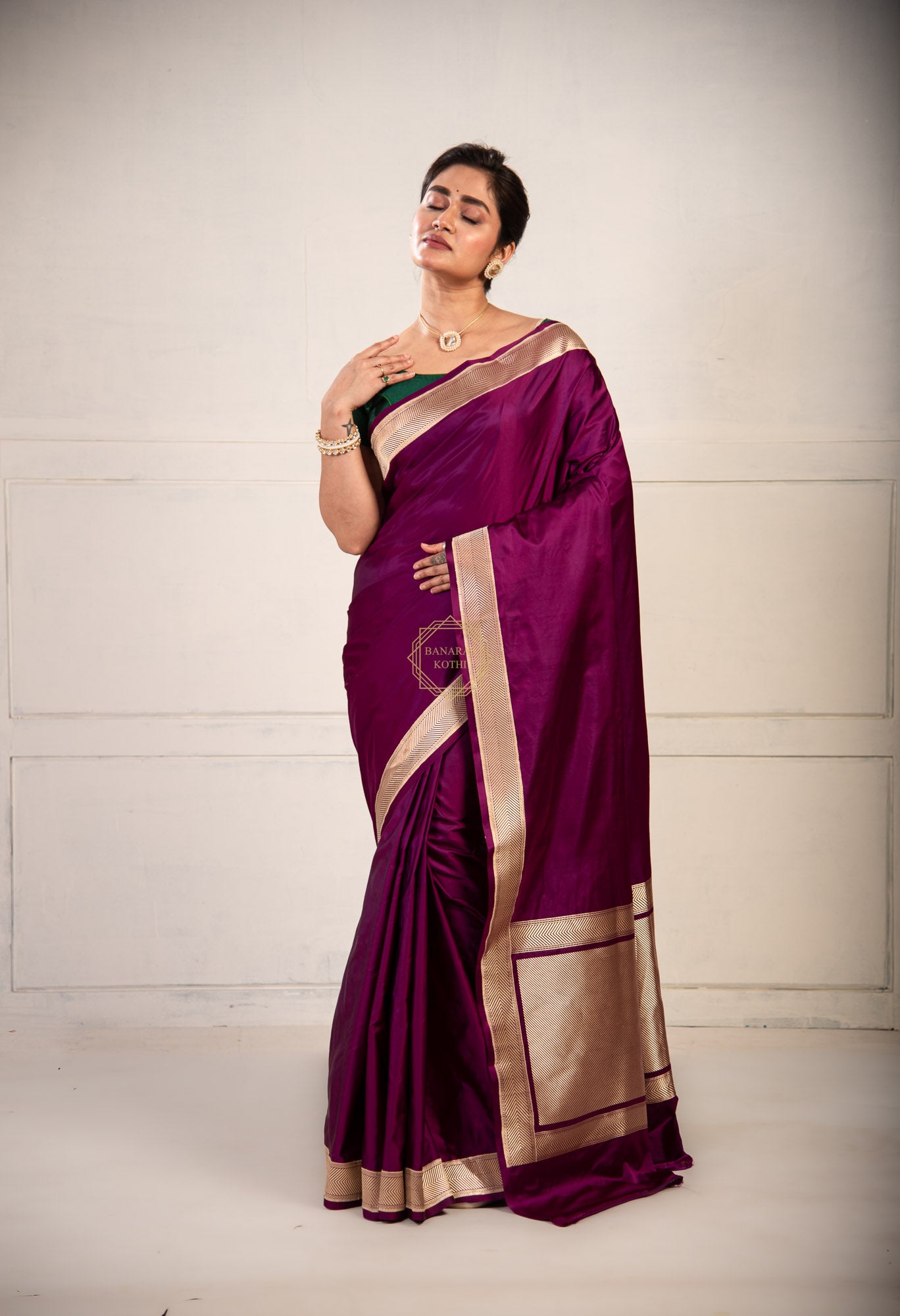 Kadhua Border Weaved on Plain Body of Satin Silk Saree