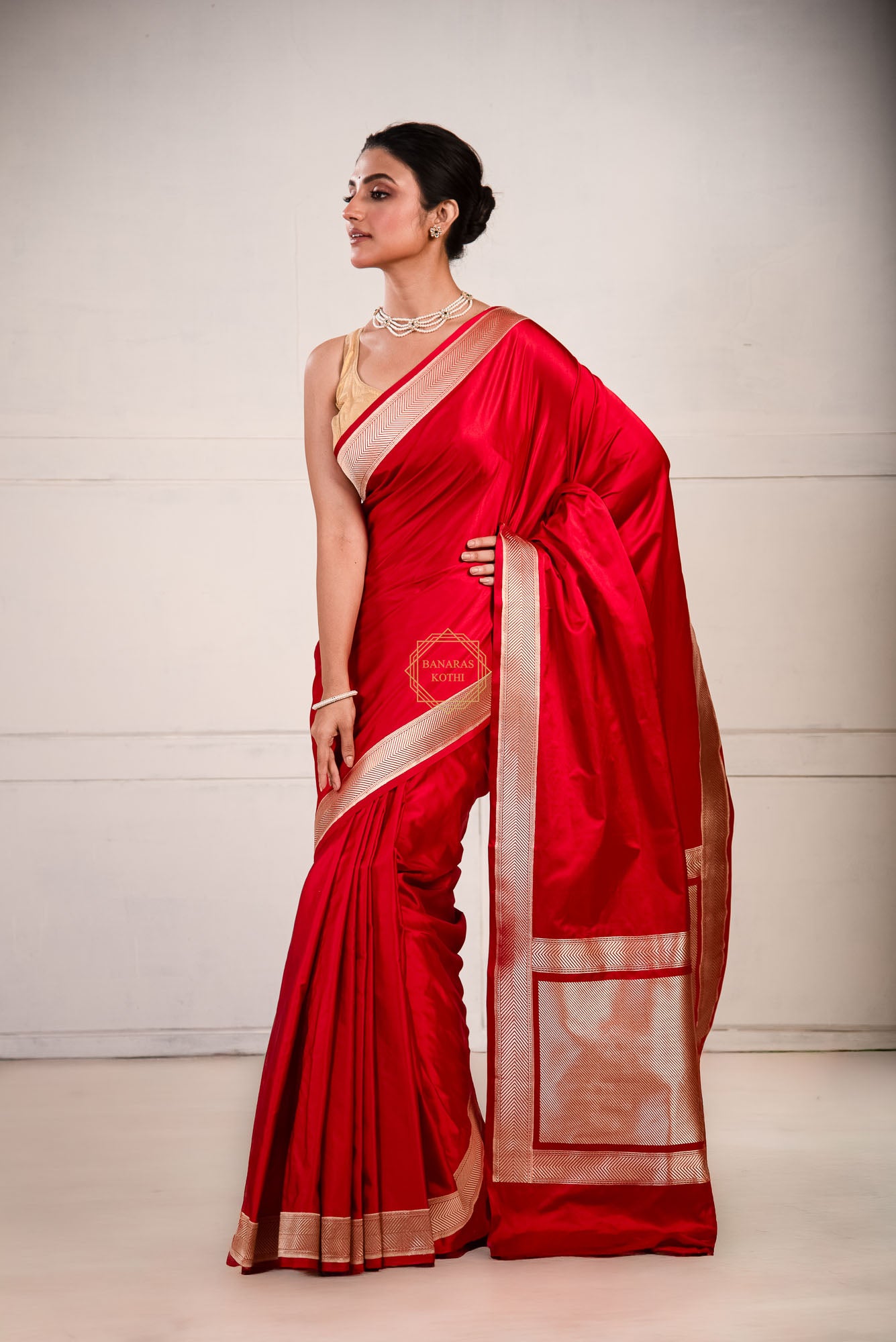 Kadhua Border Weaved on Plain Body of Satin Silk Saree