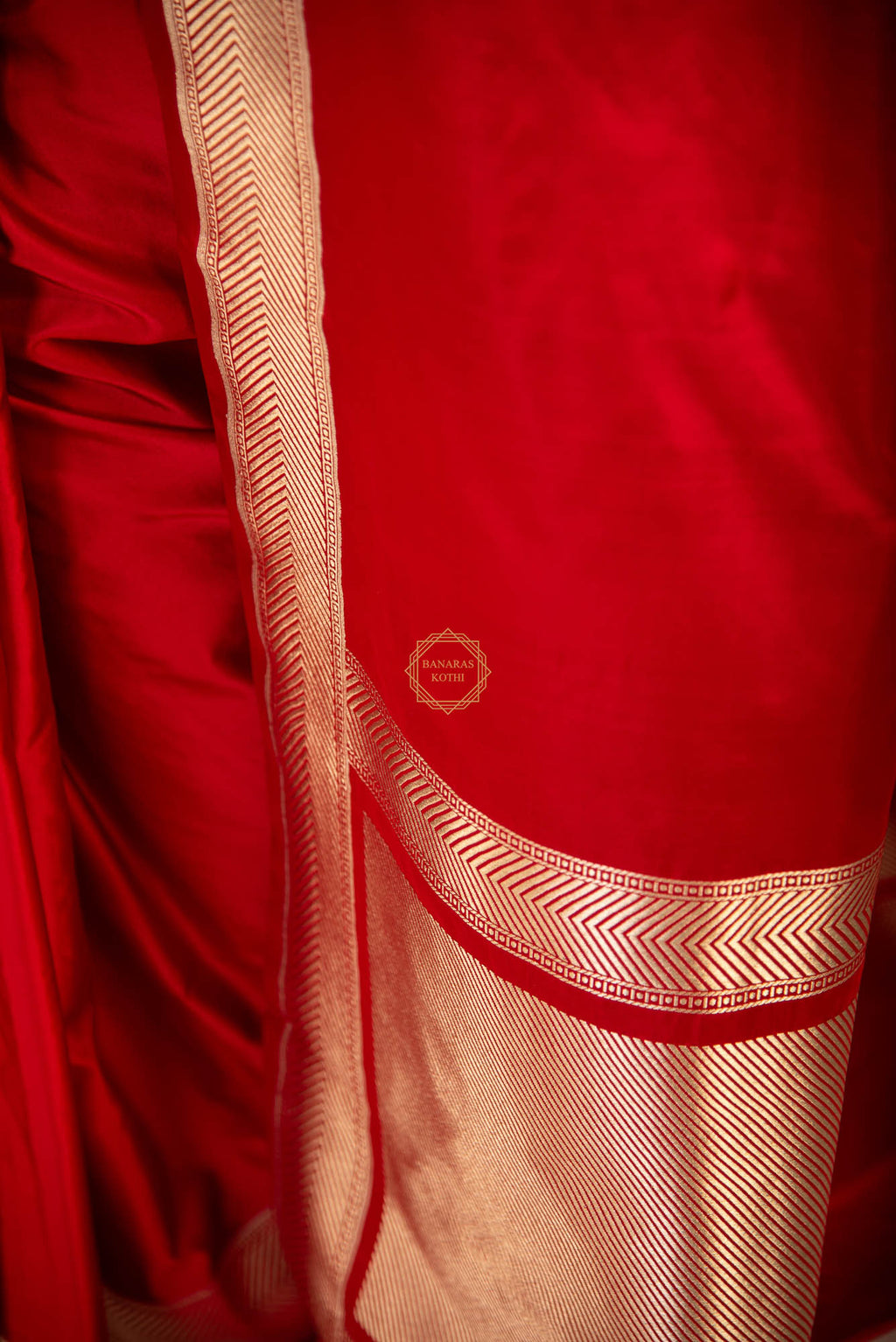Kadhua Border Weaved on Plain Body of Satin Silk Saree