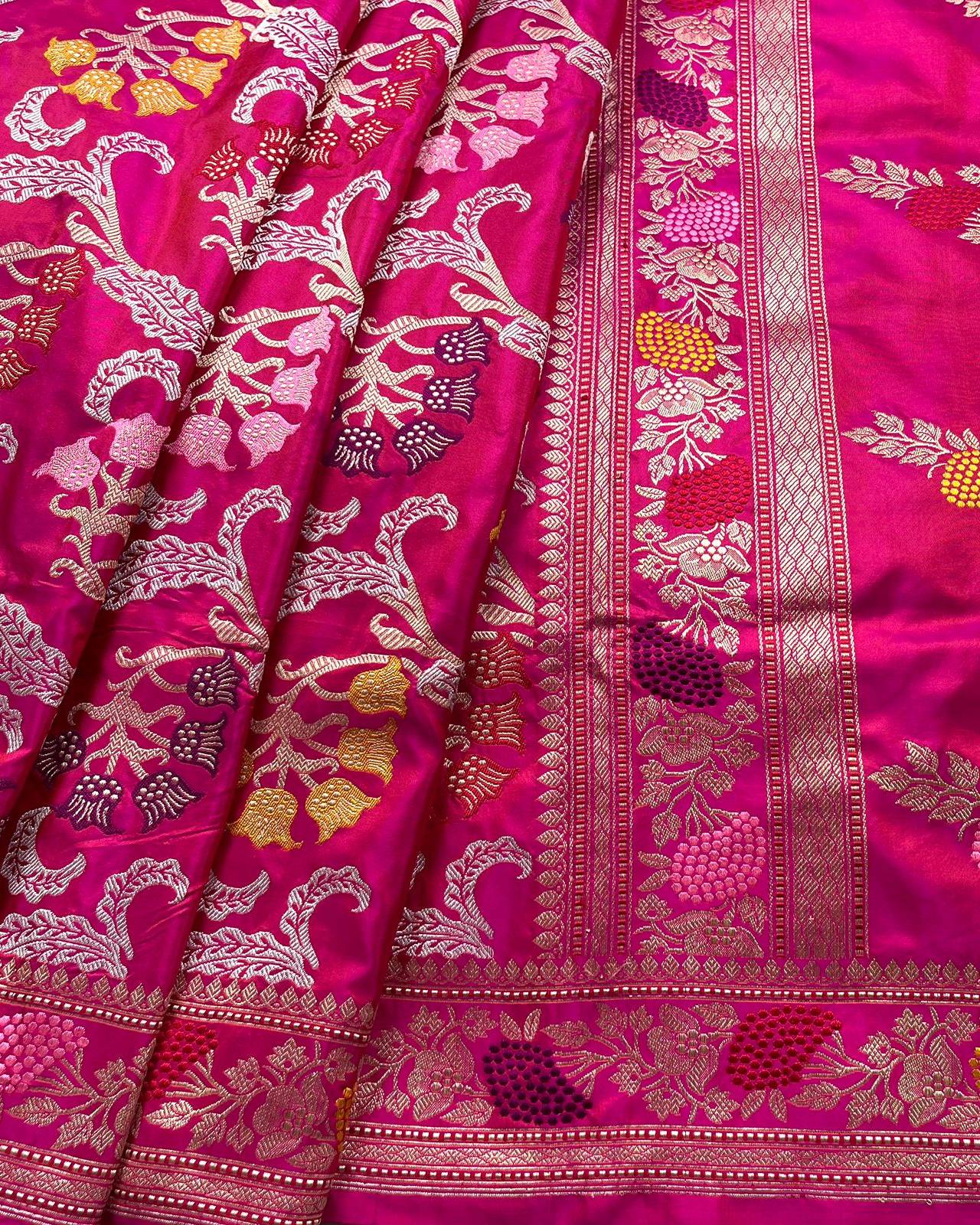Katan Jangla with Meena on cross warp and wefth of red over Rani