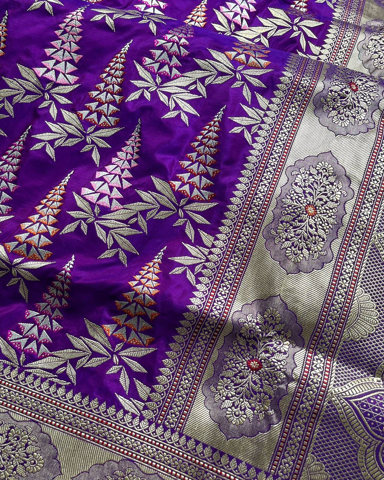 Purple Kadhua Katan Jangla Zari Meena Border or Anchal