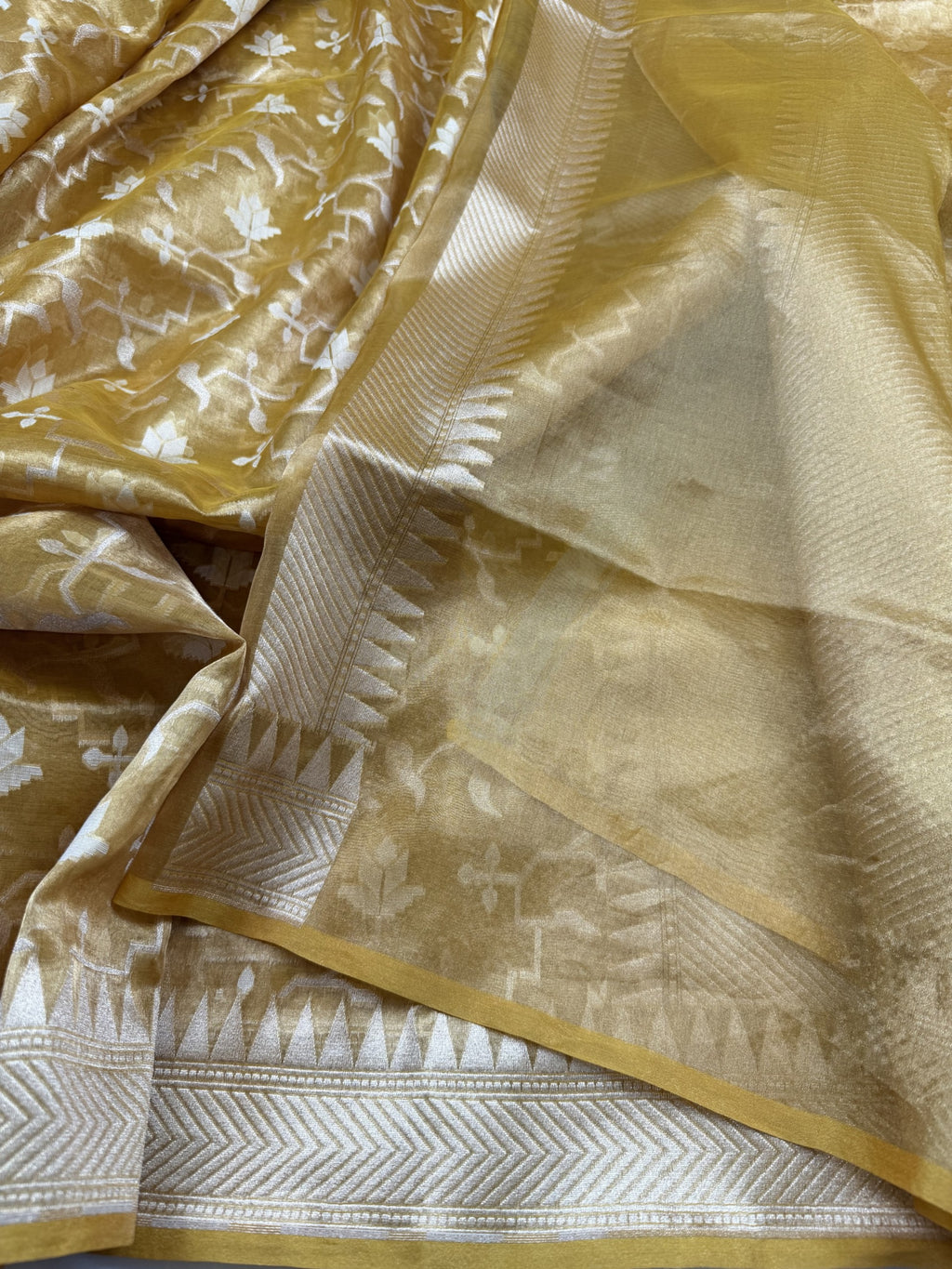 Kora Tissue Saree