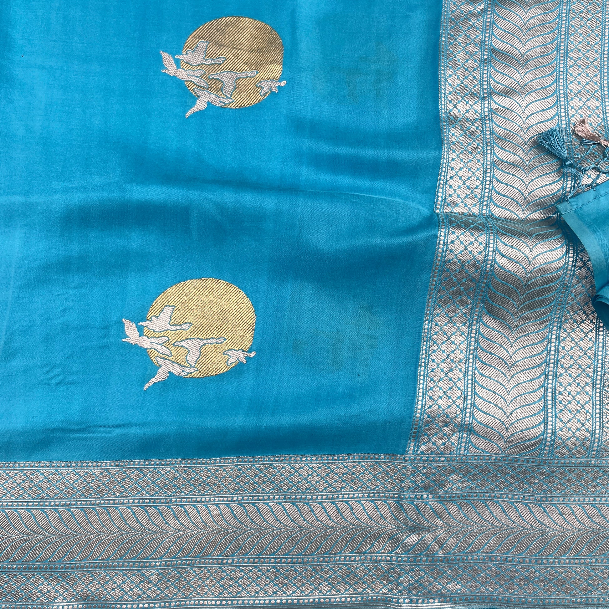 Sona Rupa Kadhua Butta on Soft Mashru Silk Saree