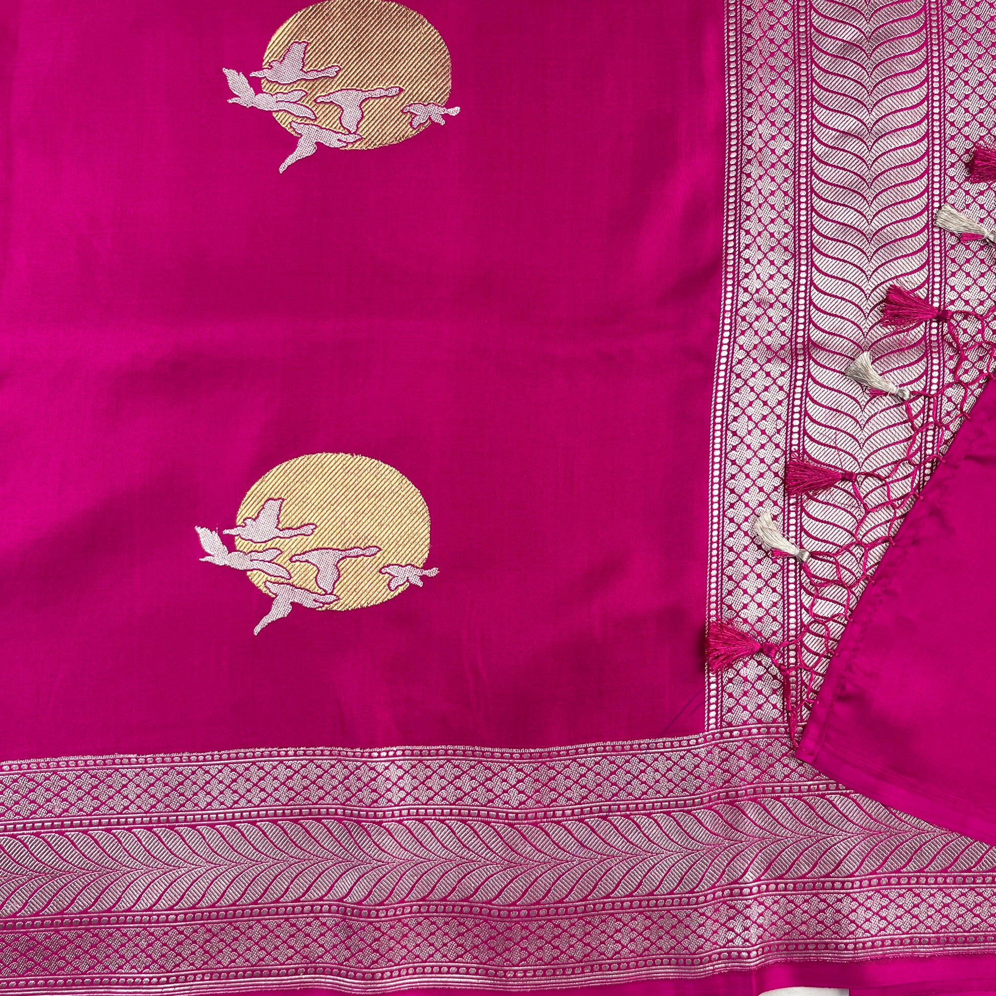 Sona Rupa Kadhua Butta on Soft Mashru Silk Saree