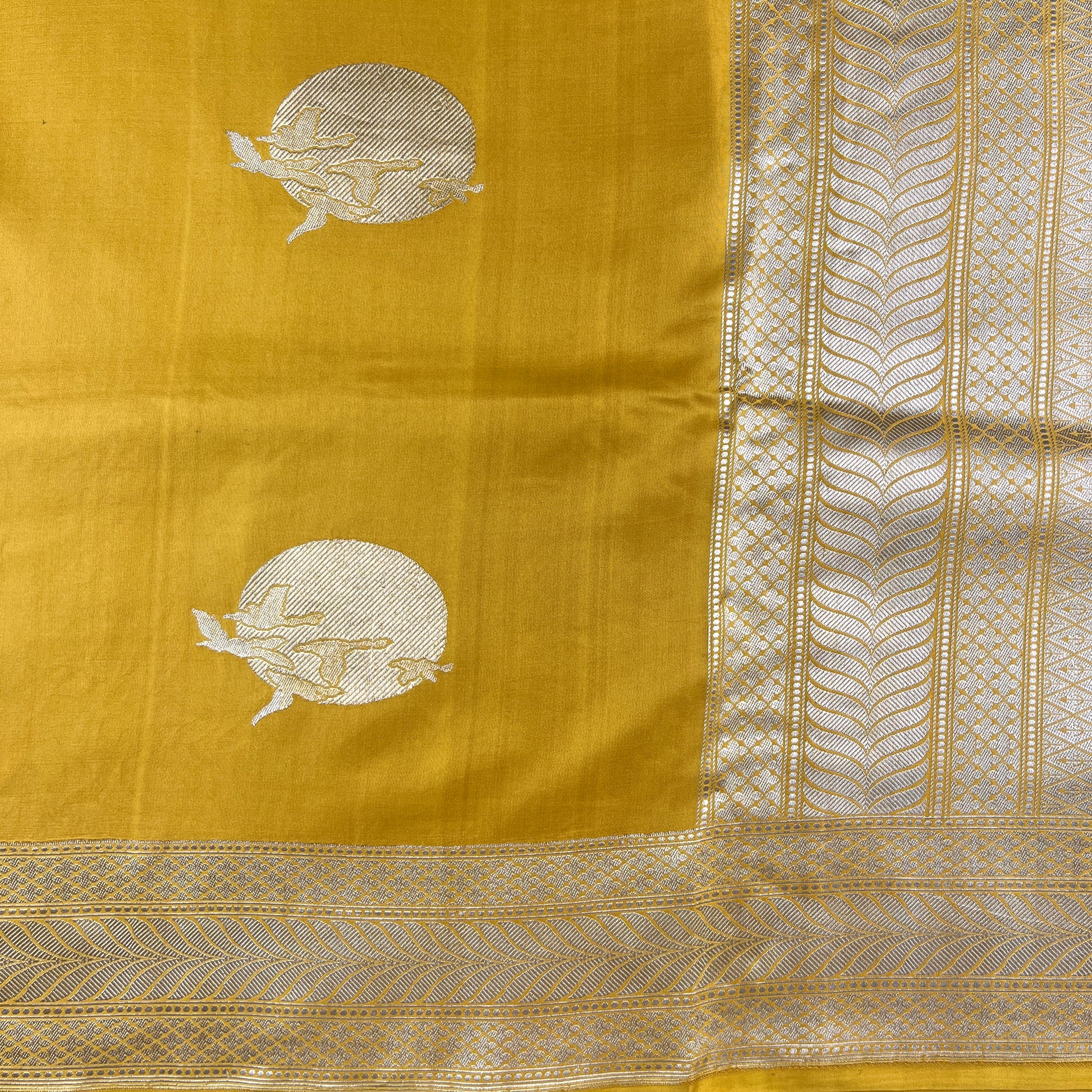 Sona Rupa Kadhua Butta on Soft Mashru Silk Saree