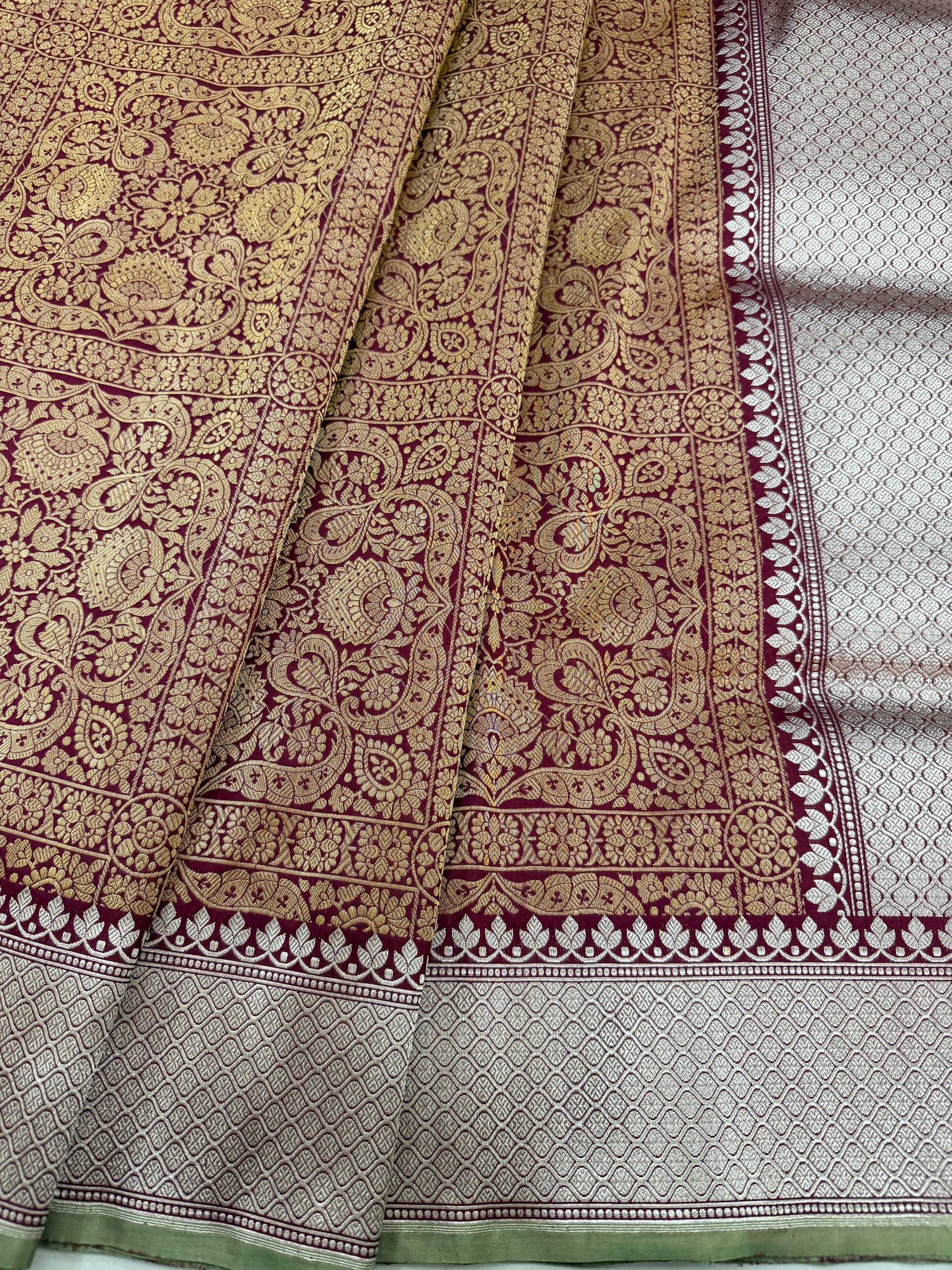 Brocade Banarasi Katan Silk Saree with Kadhua border