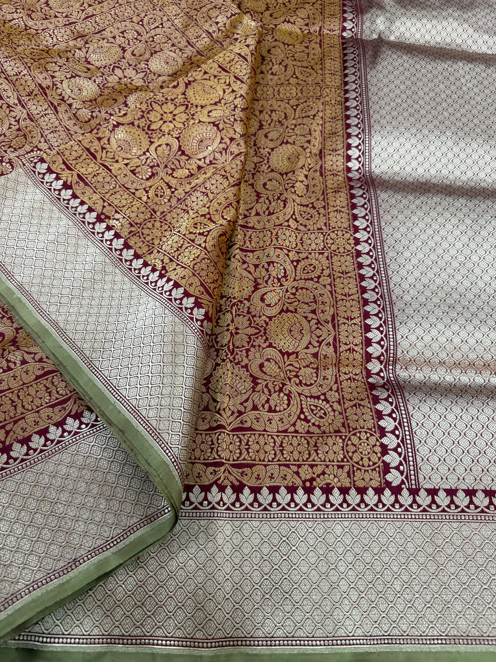 Brocade Banarasi Katan Silk Saree with Kadhua border