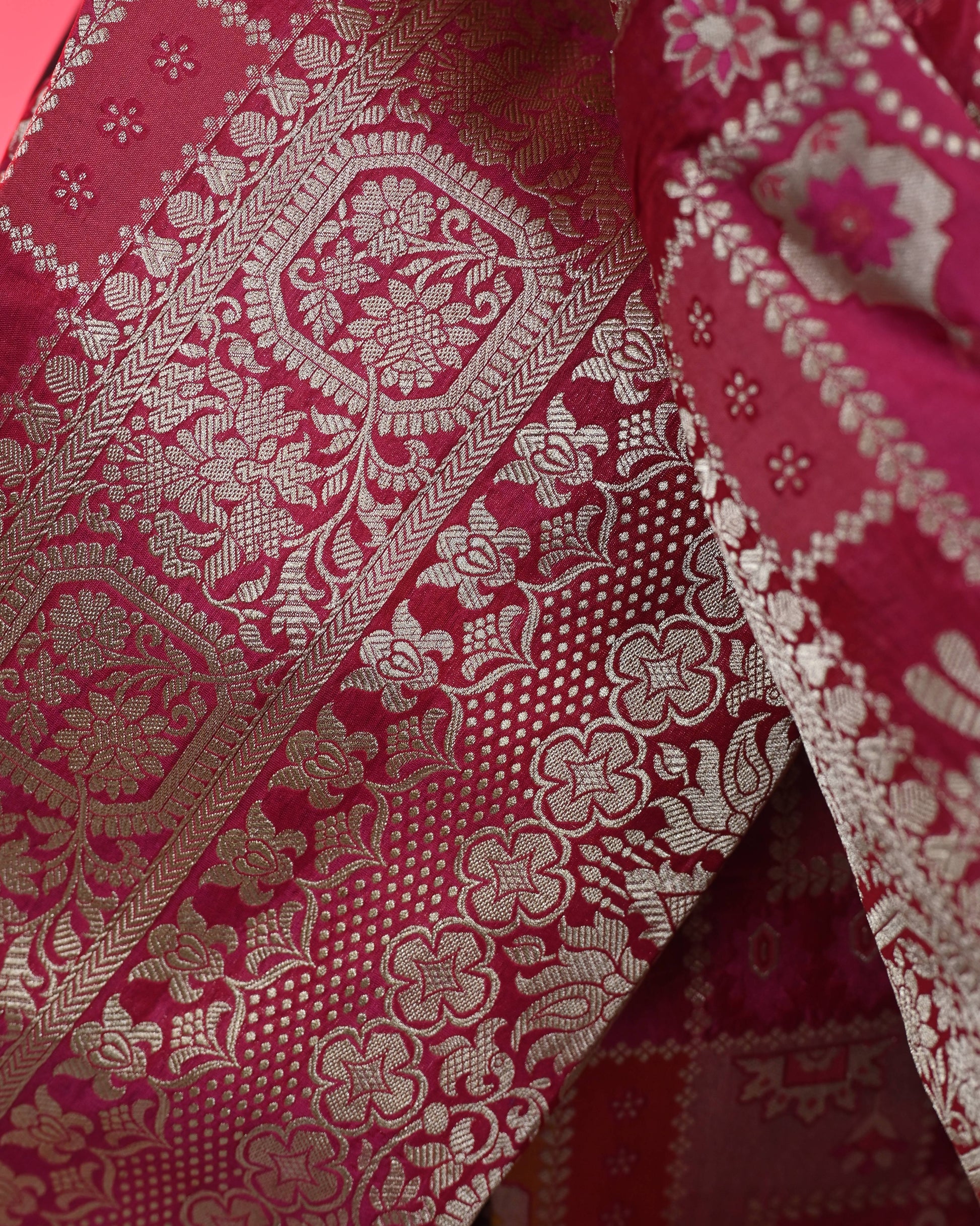 Rani Katan Rangkat Zari Border Pallu Saree