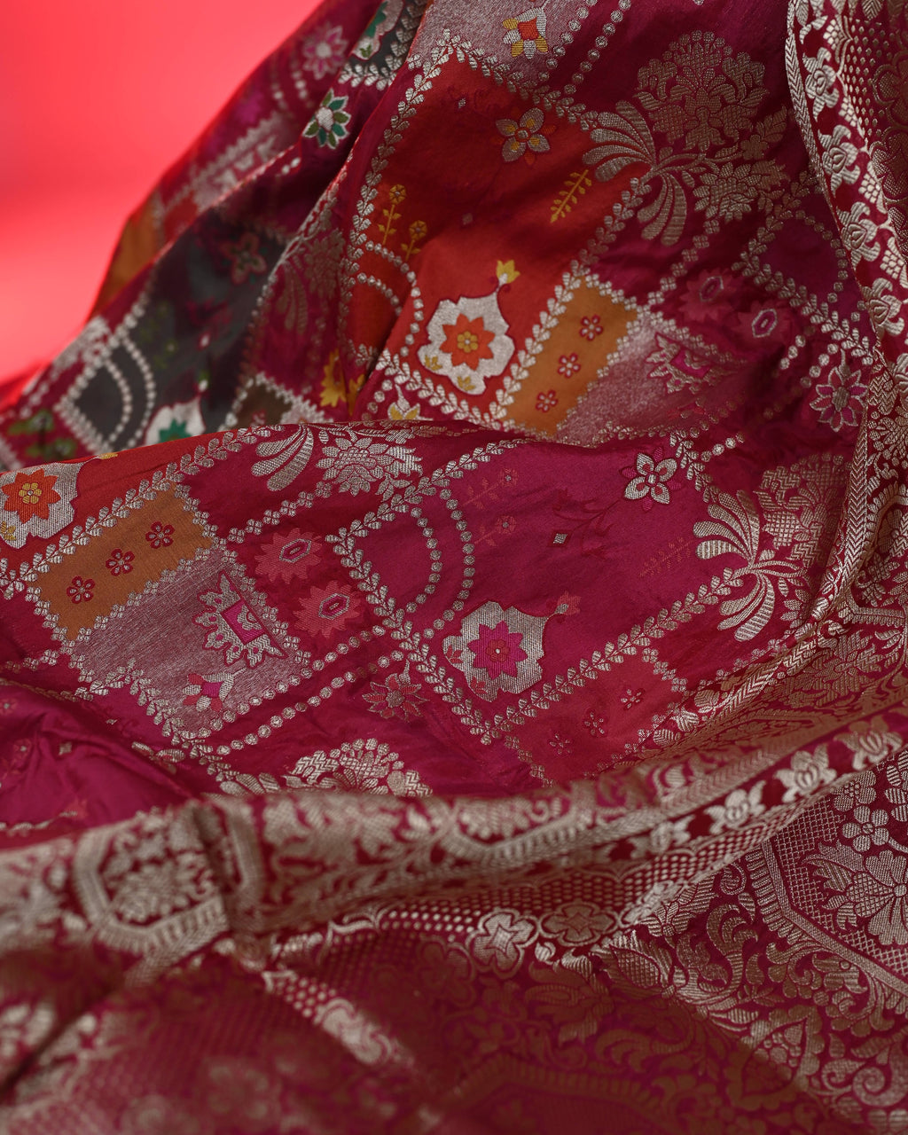 Rani Katan Rangkat Zari Border Pallu Saree