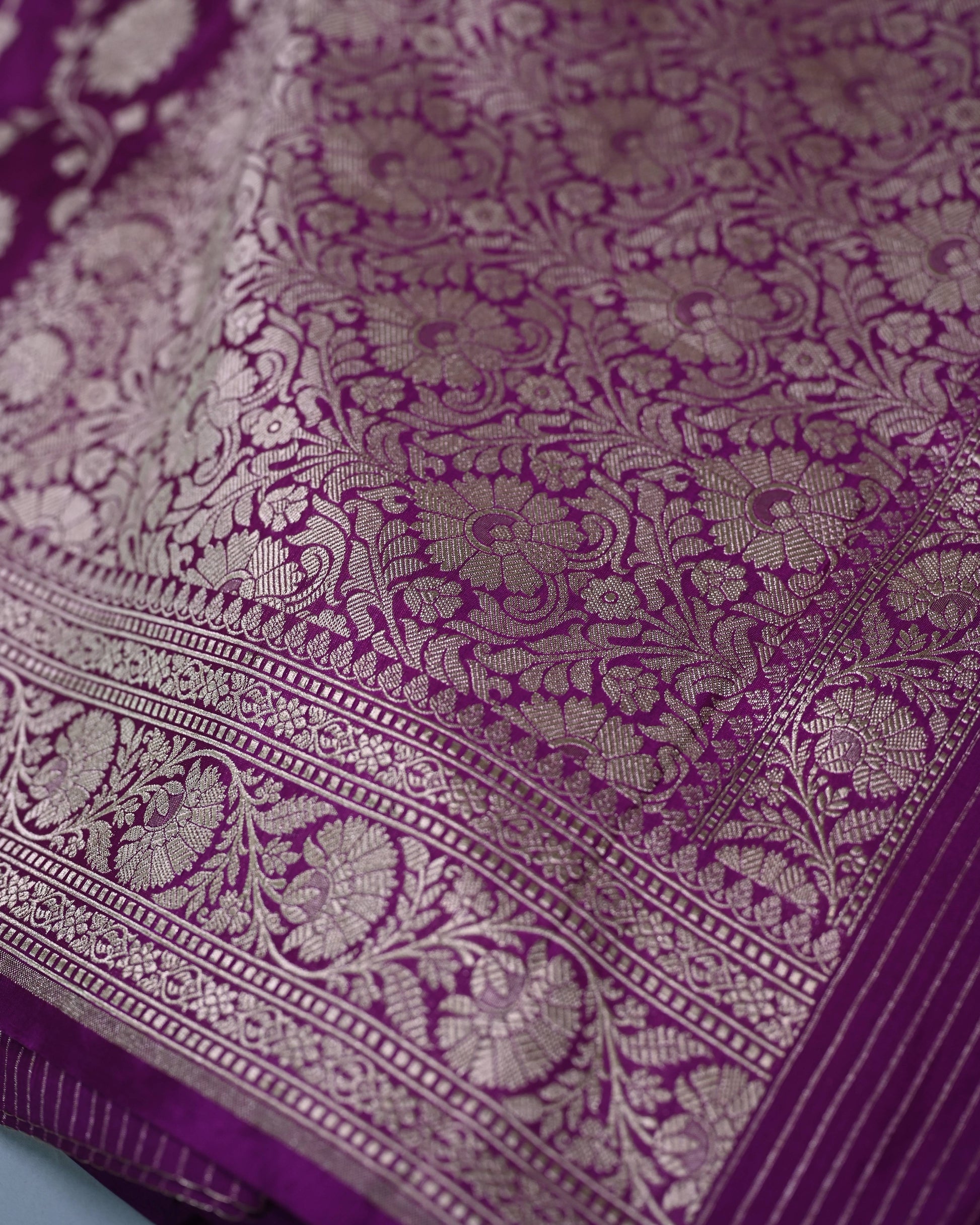Lavender Katan Zari Jaal Banarasi Border Pallu Saree
