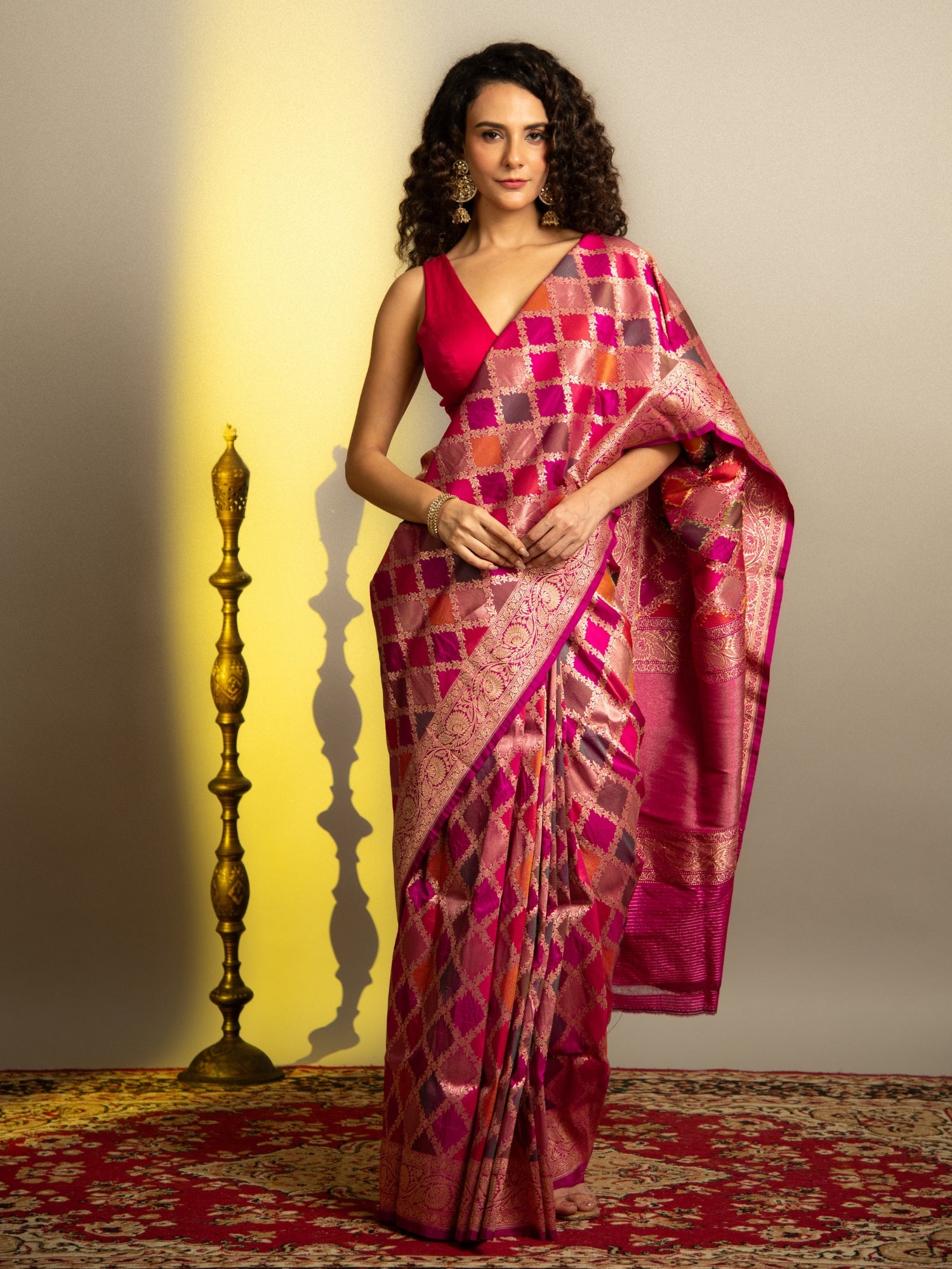 Rani Pink and Red Rangkat Handloom Banarasi Katan Silk Sare 