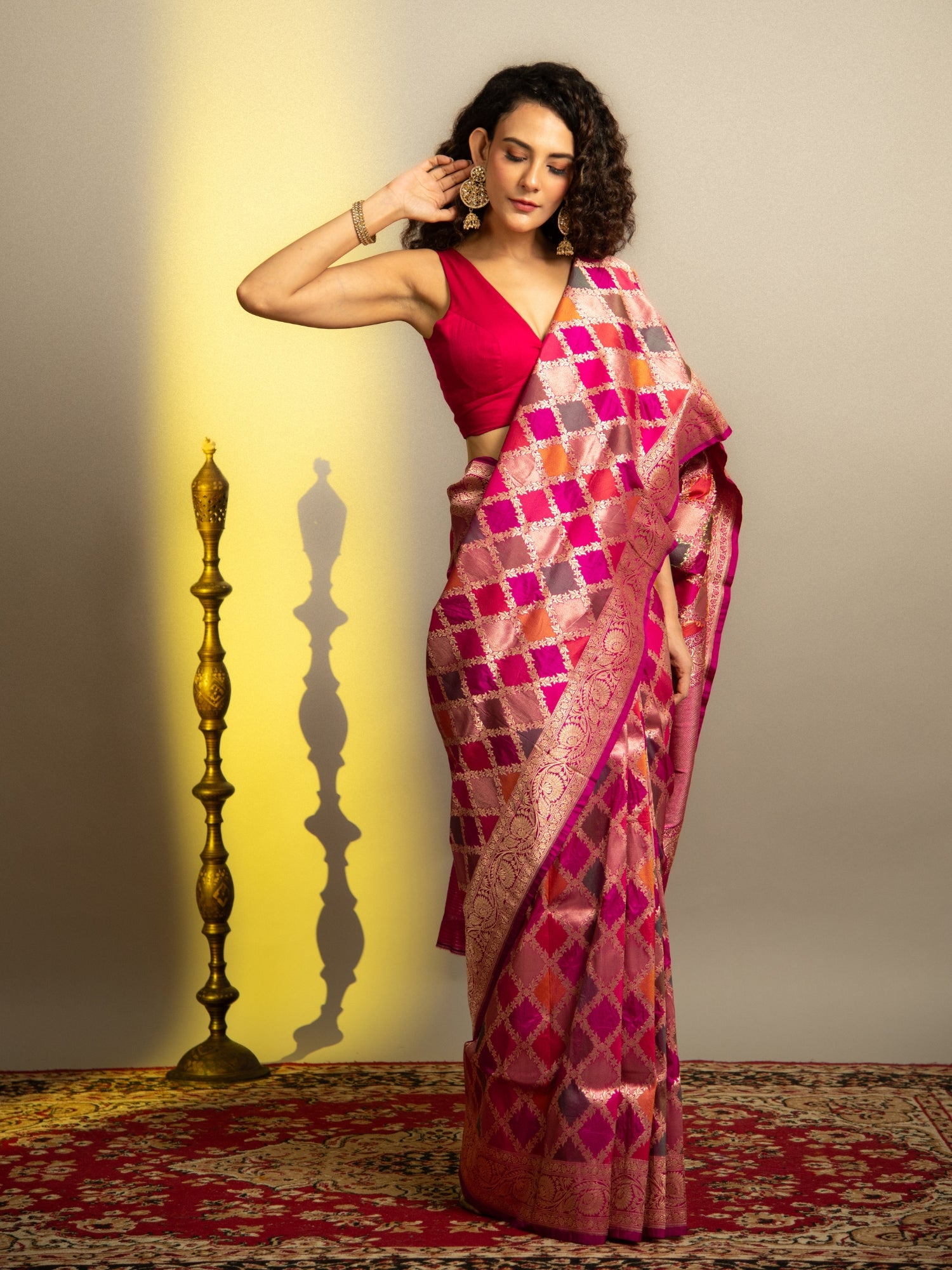 Rani Pink and Red Rangkat Handloom Banarasi Katan Silk Sare with Meenakari Jaal