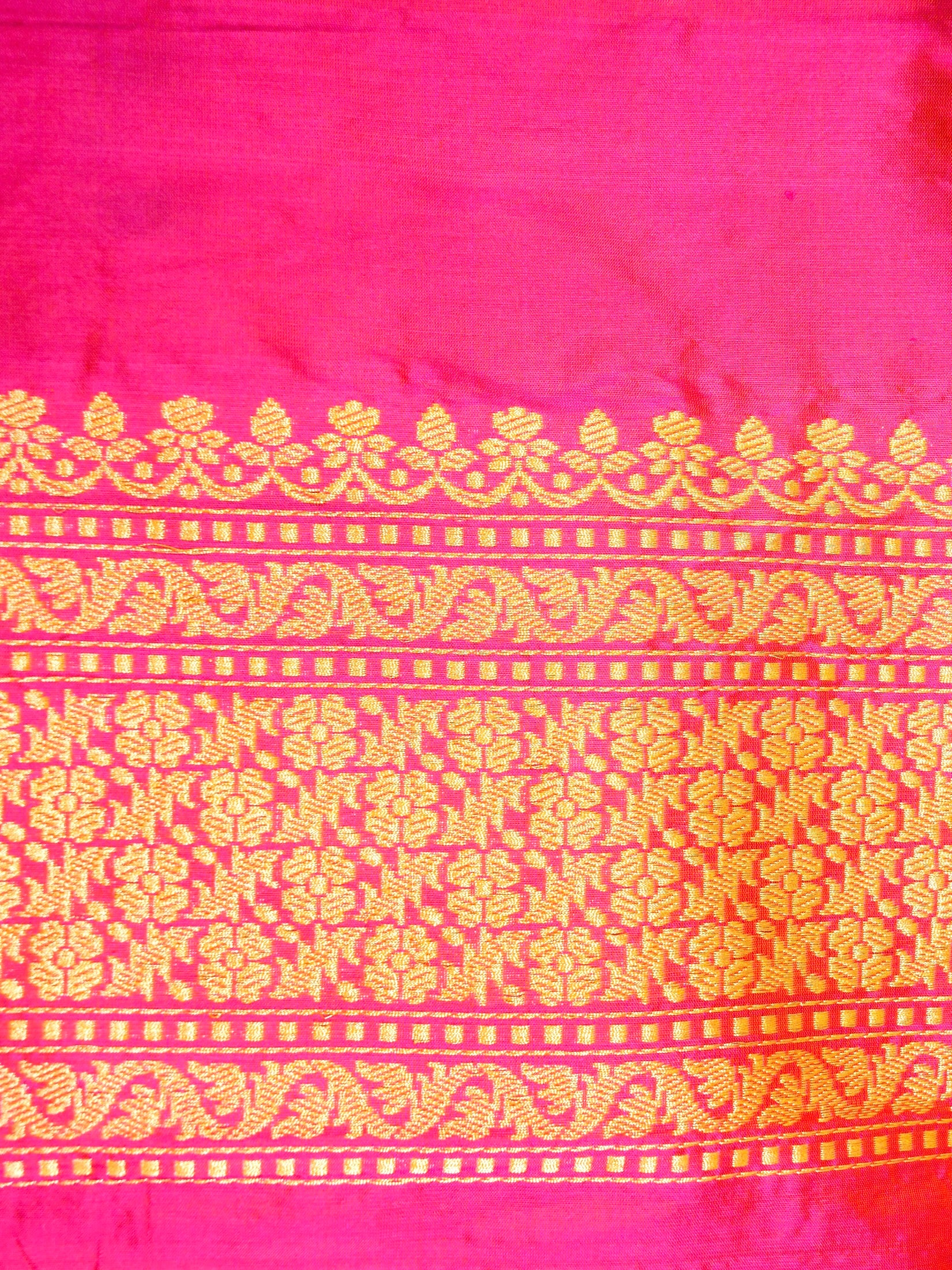 Kadhua Jangla Katan Silk Zari Border Aanchal Saree