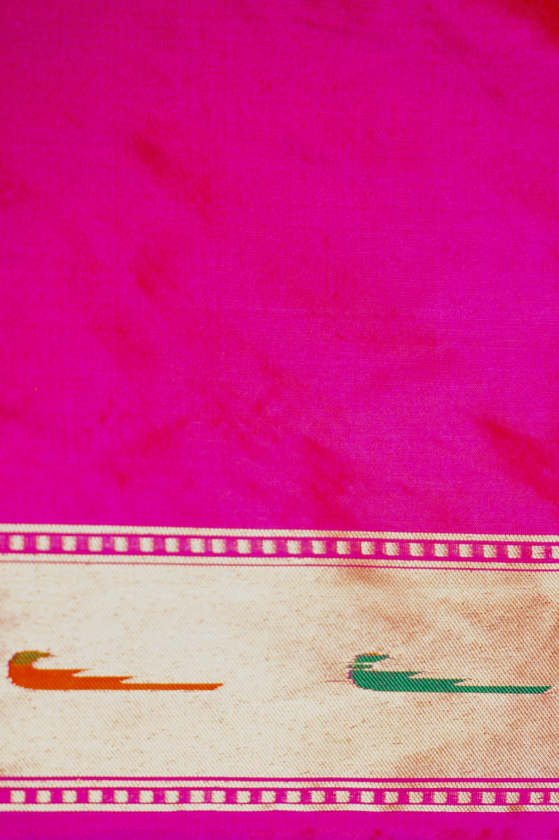 Rani Katan Silk Plain Kadhuwa Weaved Tilfi Border Aanchal Saree