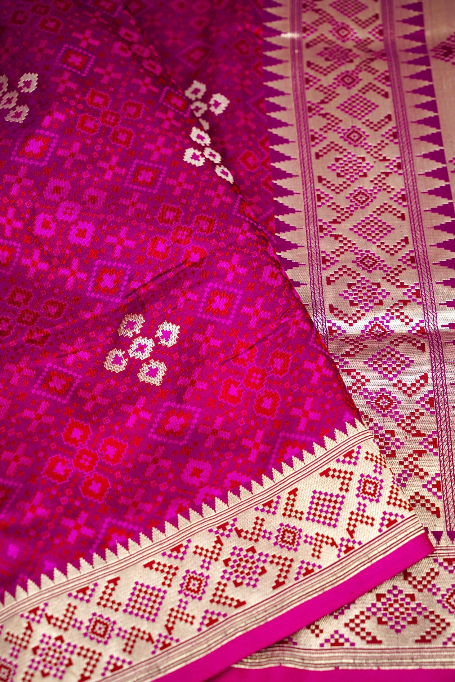 Resham and Zari Jaal Weaved on Satin with Jamawar Technique