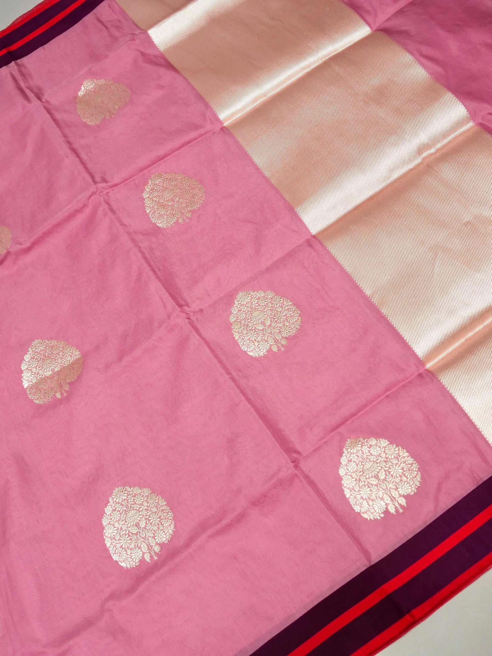 Kadhua Weaved Georgette By Georgette and Satin Border Saree