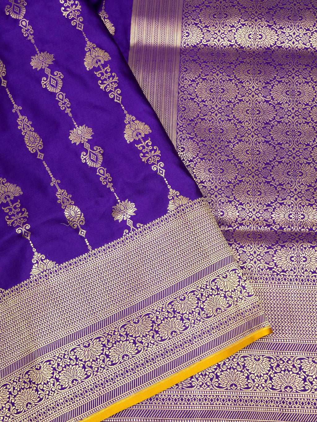 Purple Mushru Silk Phekuwa Weave Zari Border Saree