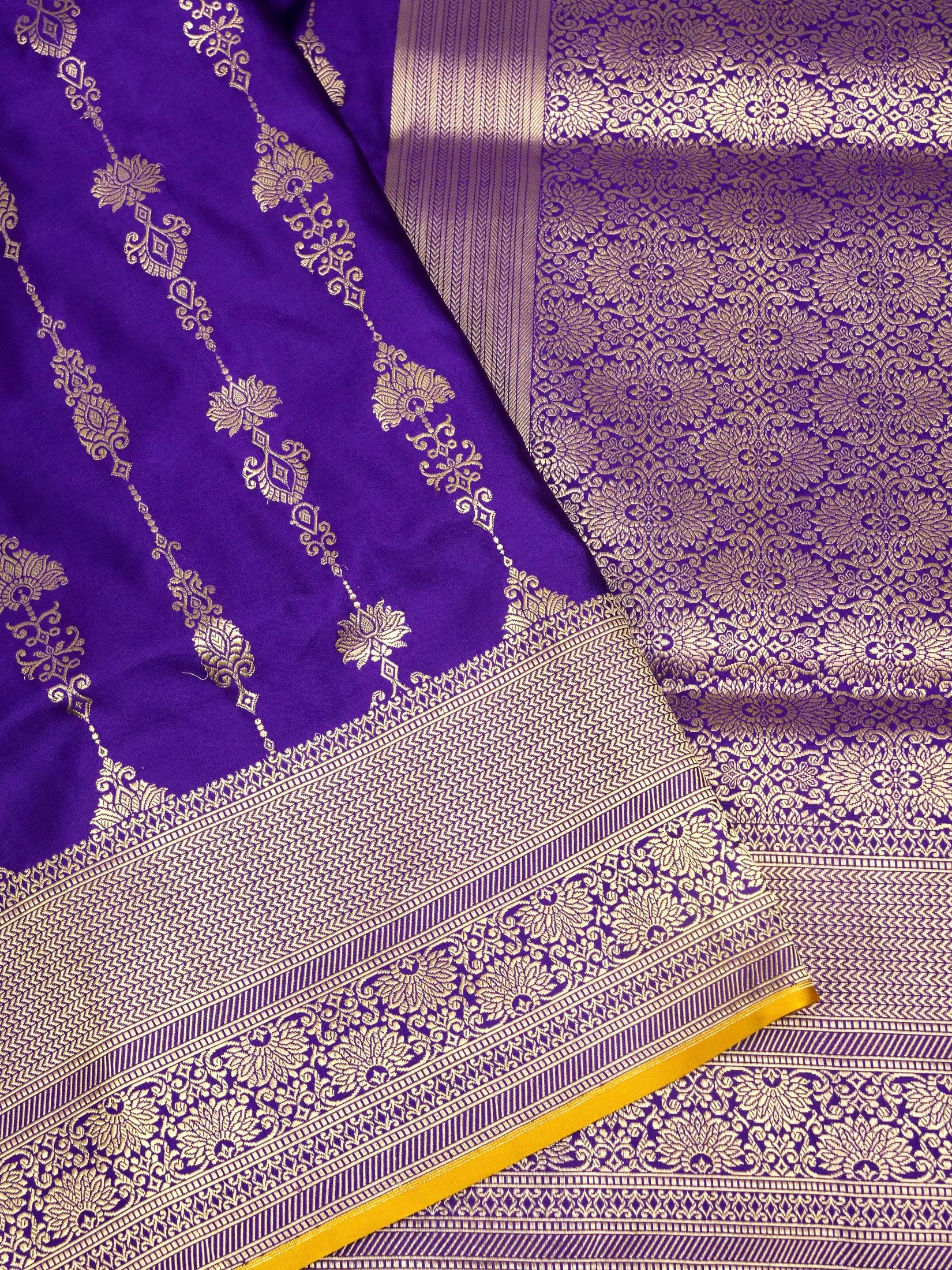 Purple Mushru Silk Phekuwa Weave Zari Border Saree
