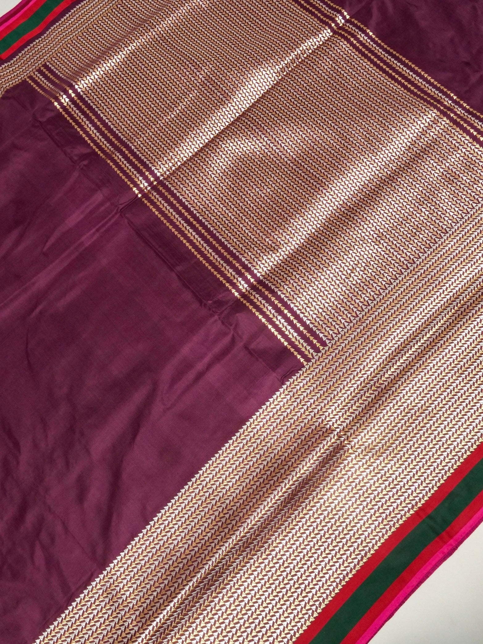Katan Silk Plain Kadhuwa Weaved Zari Satin Border Aanchal Saree