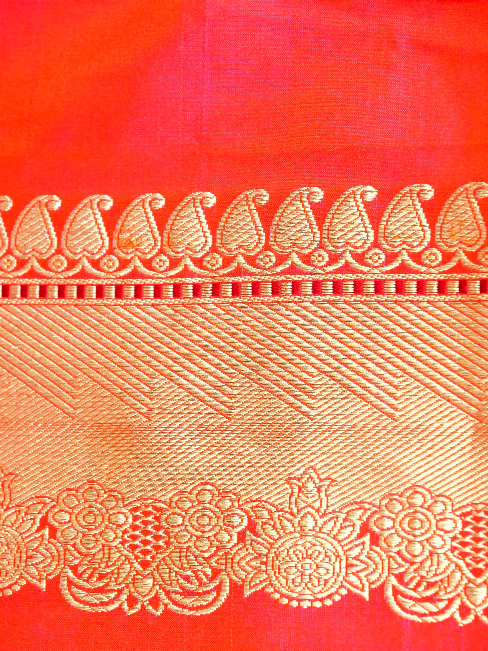 Orange Mashru Silk Kadhuwa Buta Zari Border Aanchal Saree