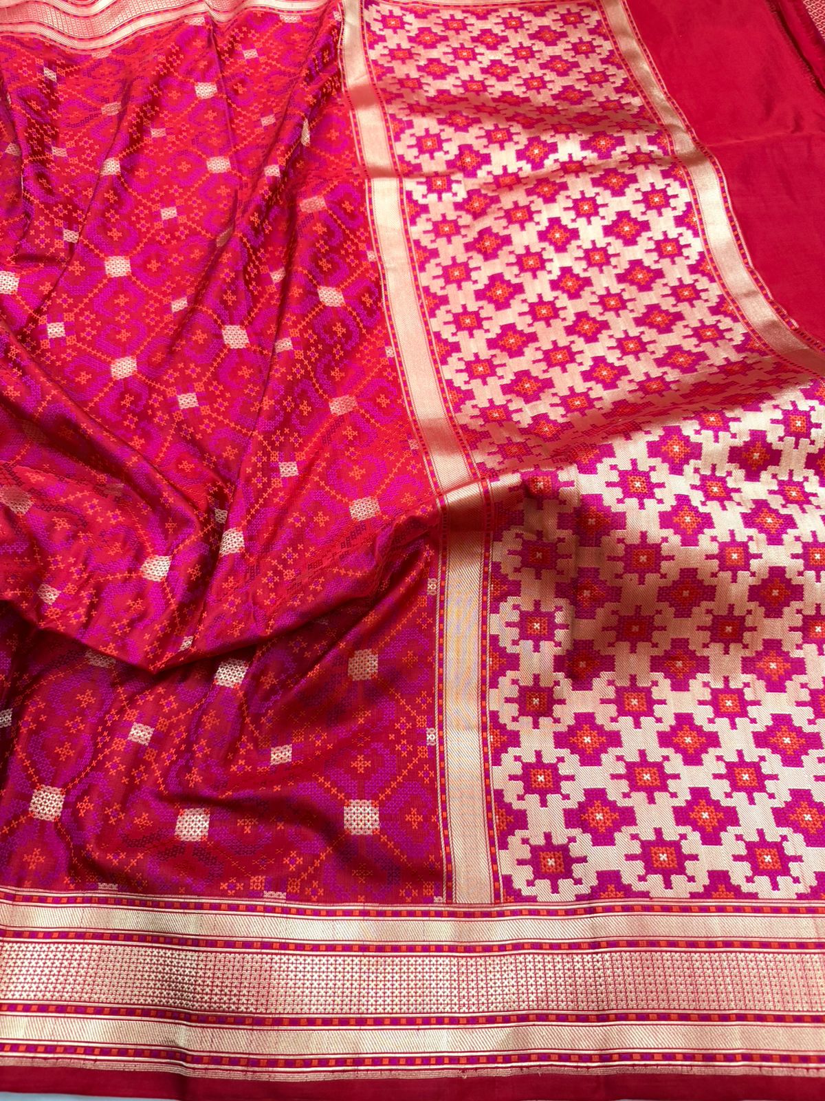 Ekatara with Gold Zari and Modern Geometric Pattern, Traditional Saree with Modern Twist