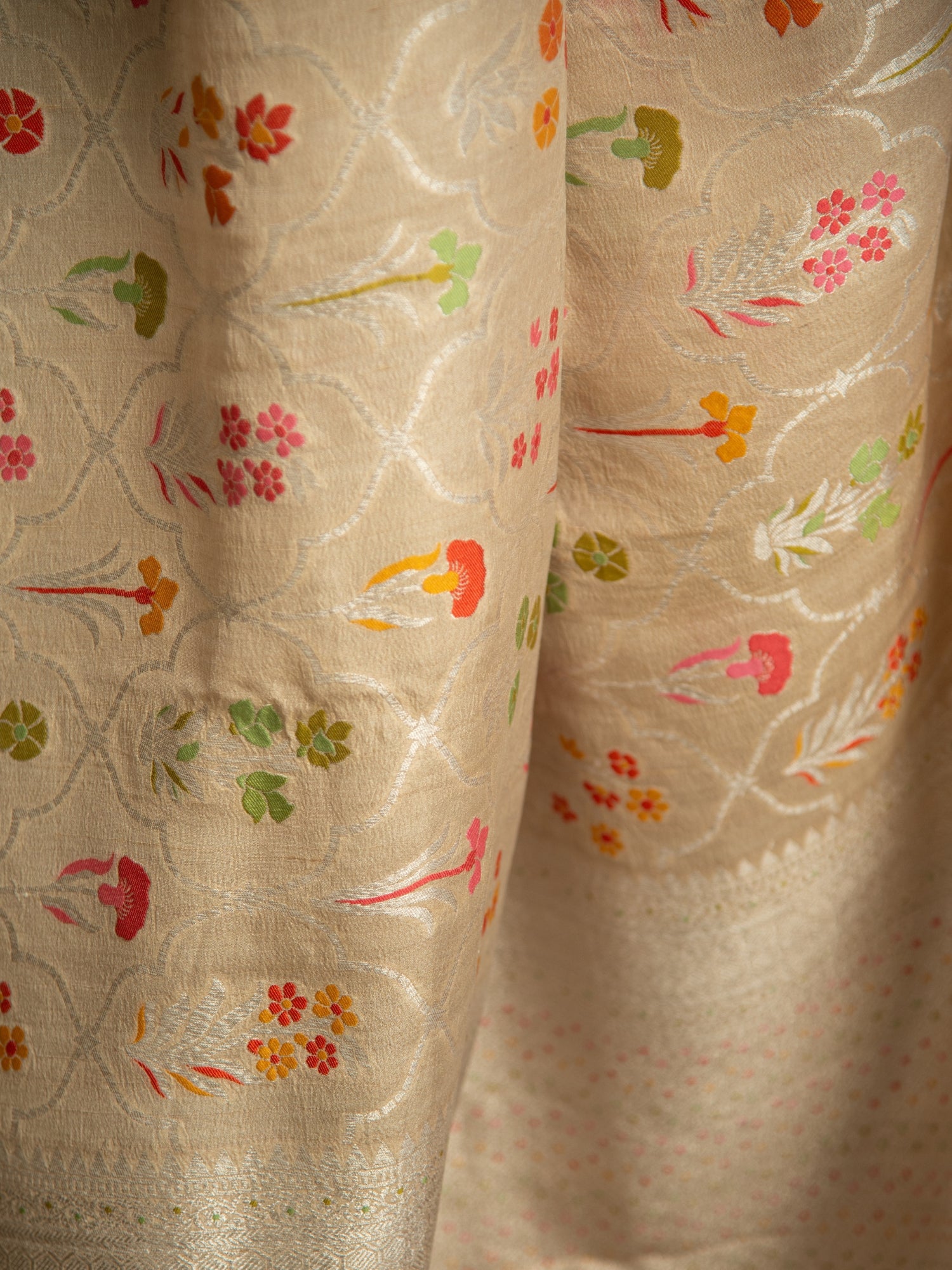 Off White Handloom Banarasi Tussar Silk Saree with floral jaal